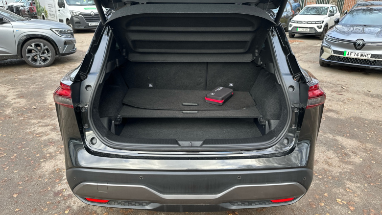 Nissan Qashqai 1.3 DiG-T MH 158 Tekna 5dr Xtronic Petrol Hatchback